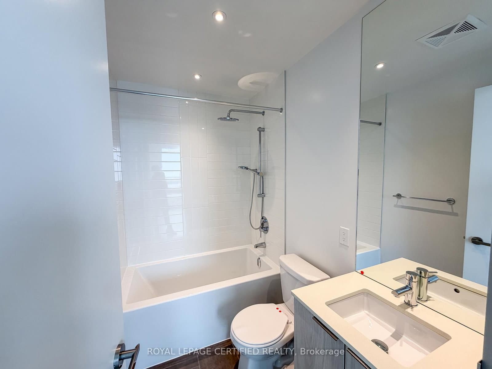 448 Burnhamthorpe Rd W, Unit 6407 thumbnail 19