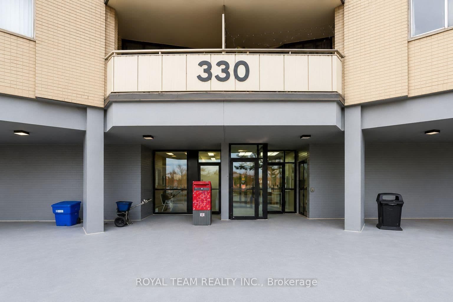 330 Dixon Road, Unit 1902 thumbnail 3