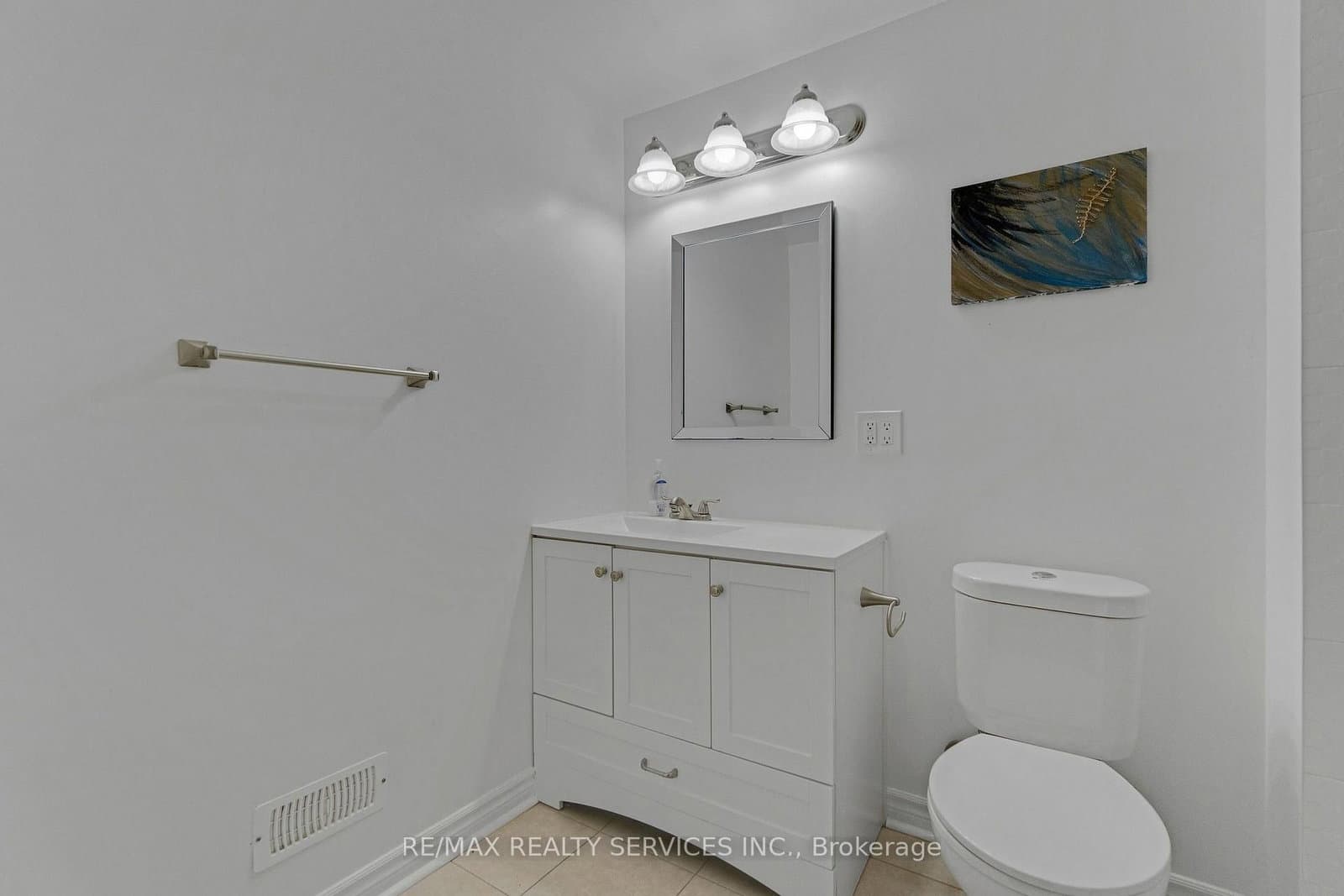 28 Manzanita Crescent, Unit Bsmt thumbnail 16
