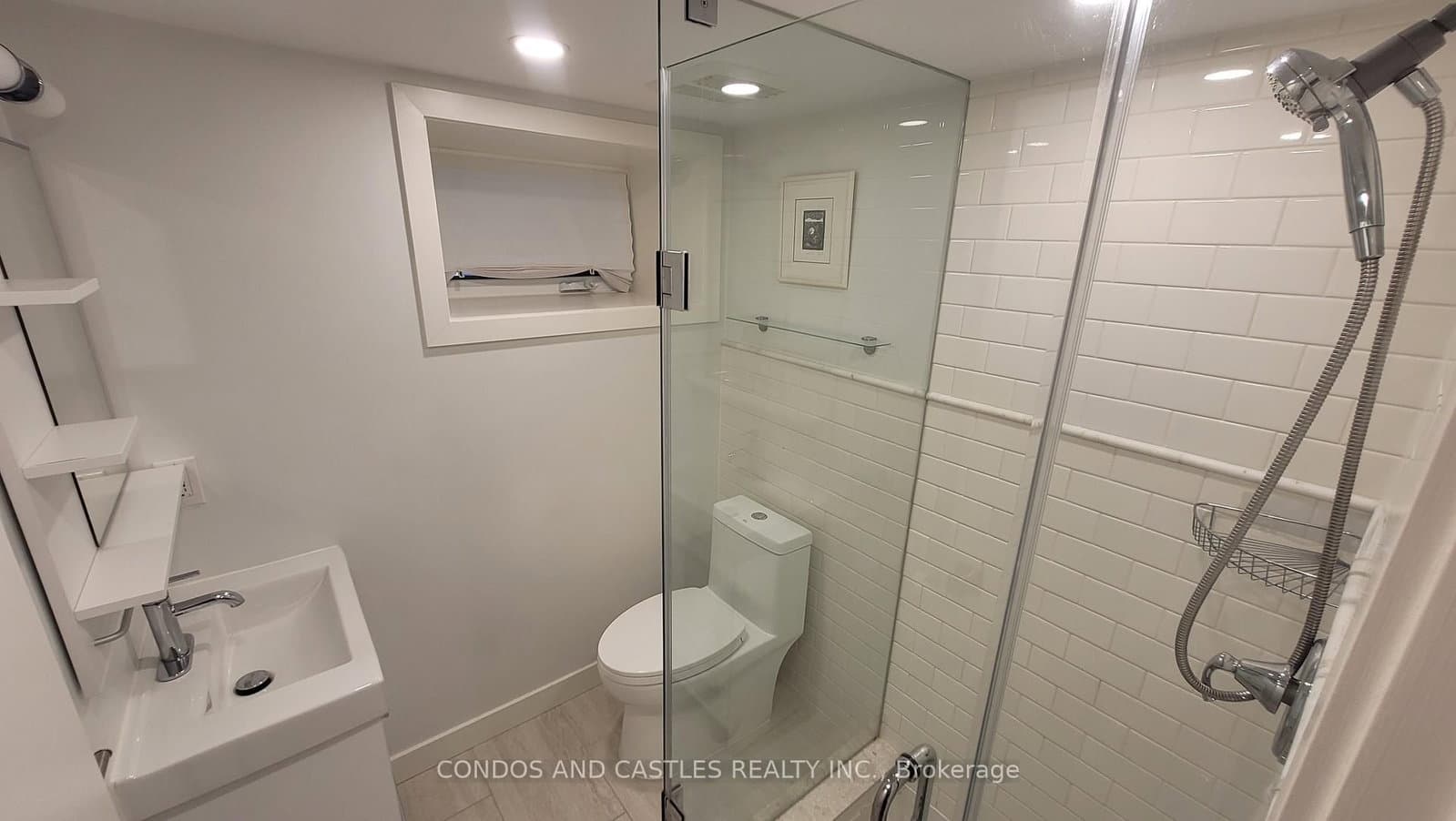 203 Fern Avenue, Unit Lower thumbnail 3