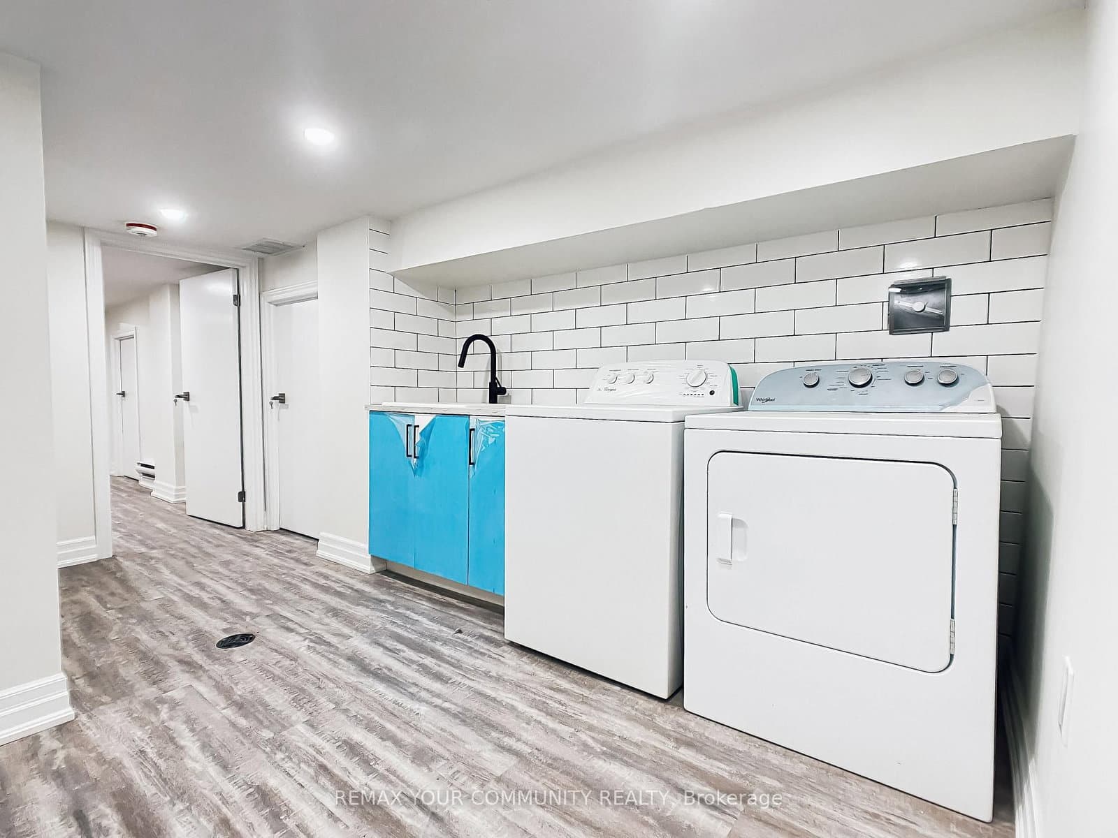 1623 Keele Street thumbnail 16