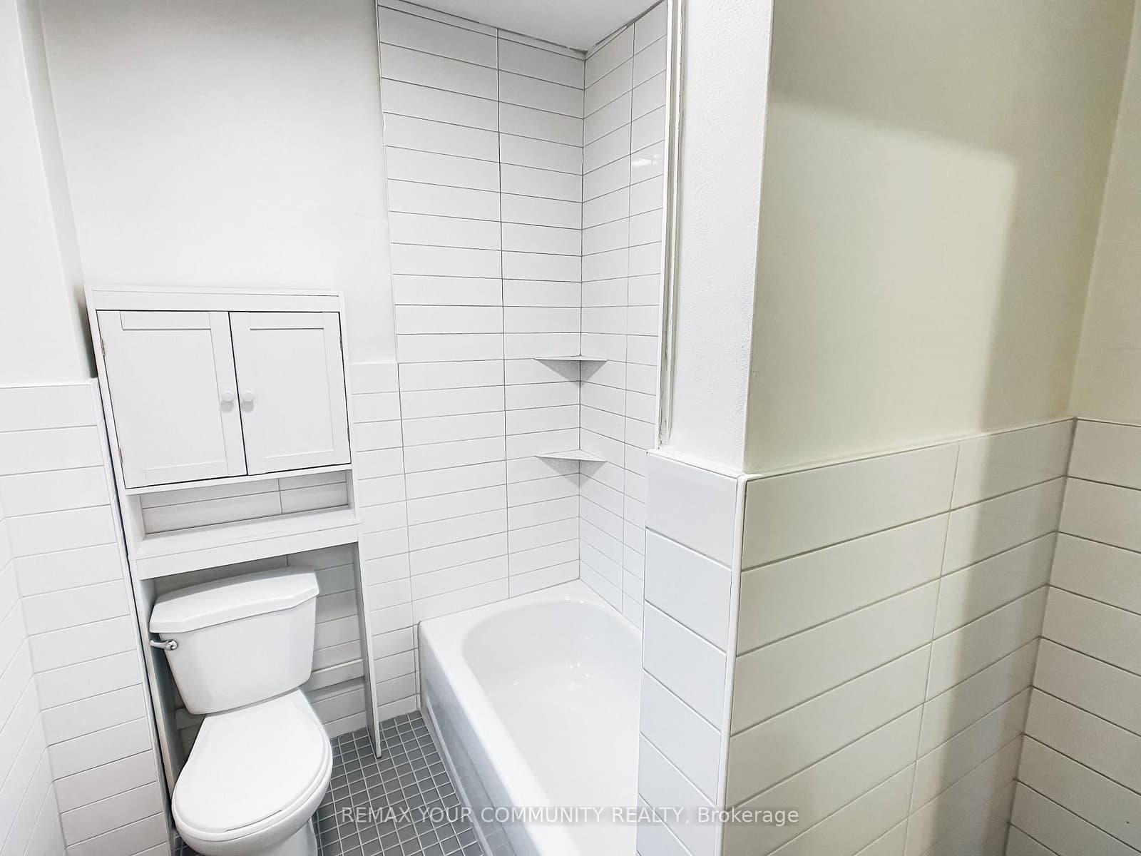 1623 Keele Street thumbnail 24