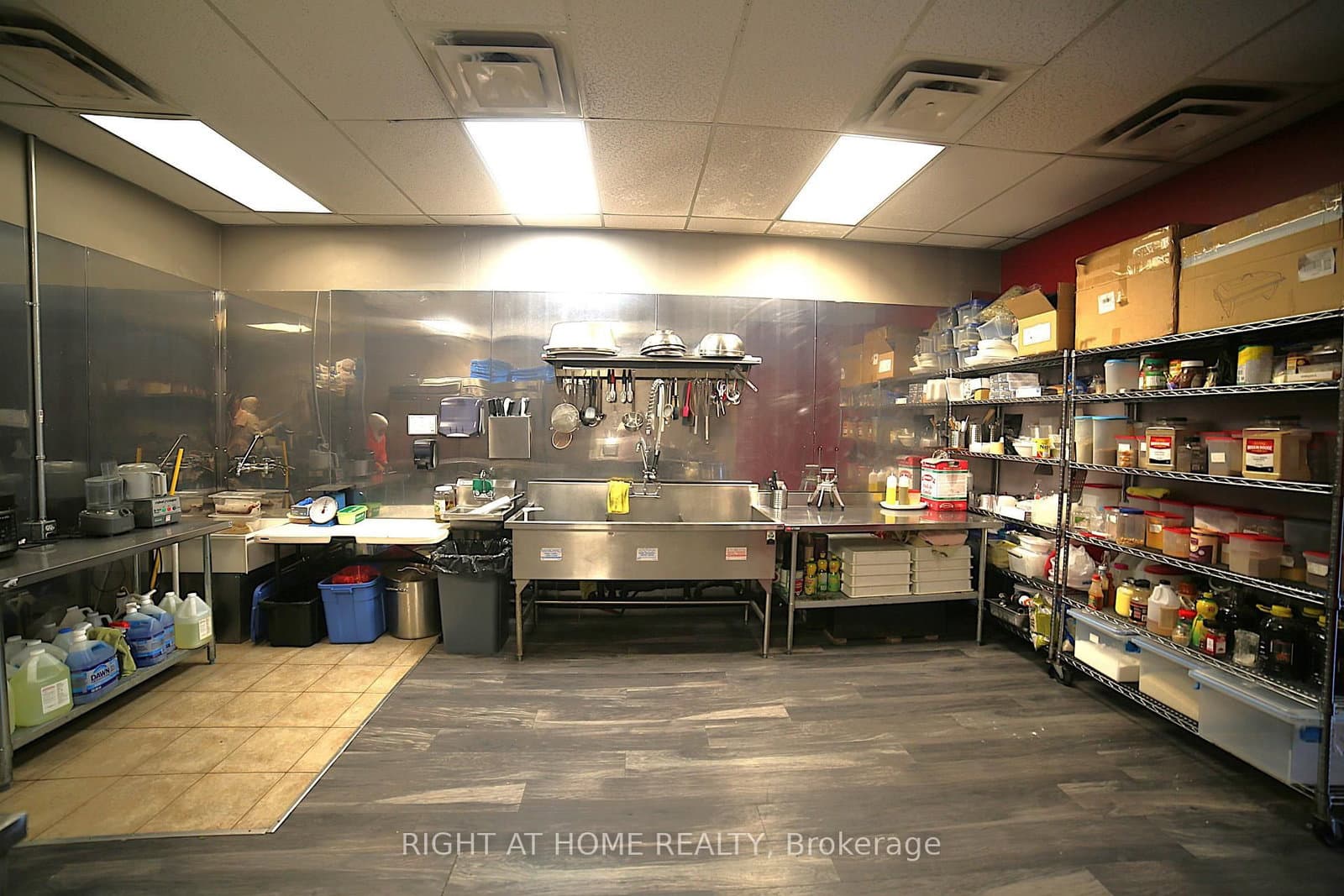 3955 Erin Centre Boulevard, Unit 3 thumbnail 9