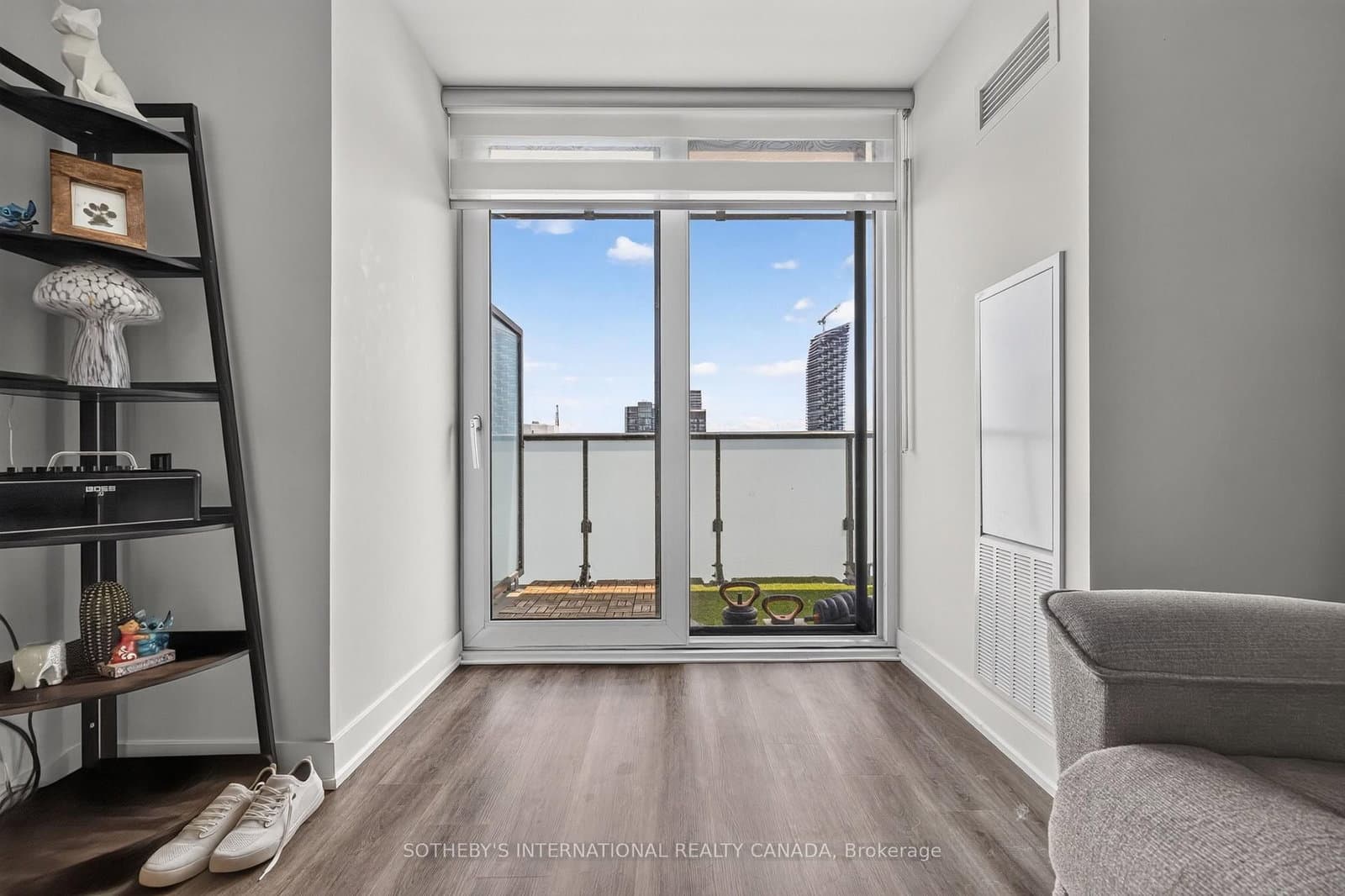 430 Square One Drive, Unit 3905 thumbnail 14