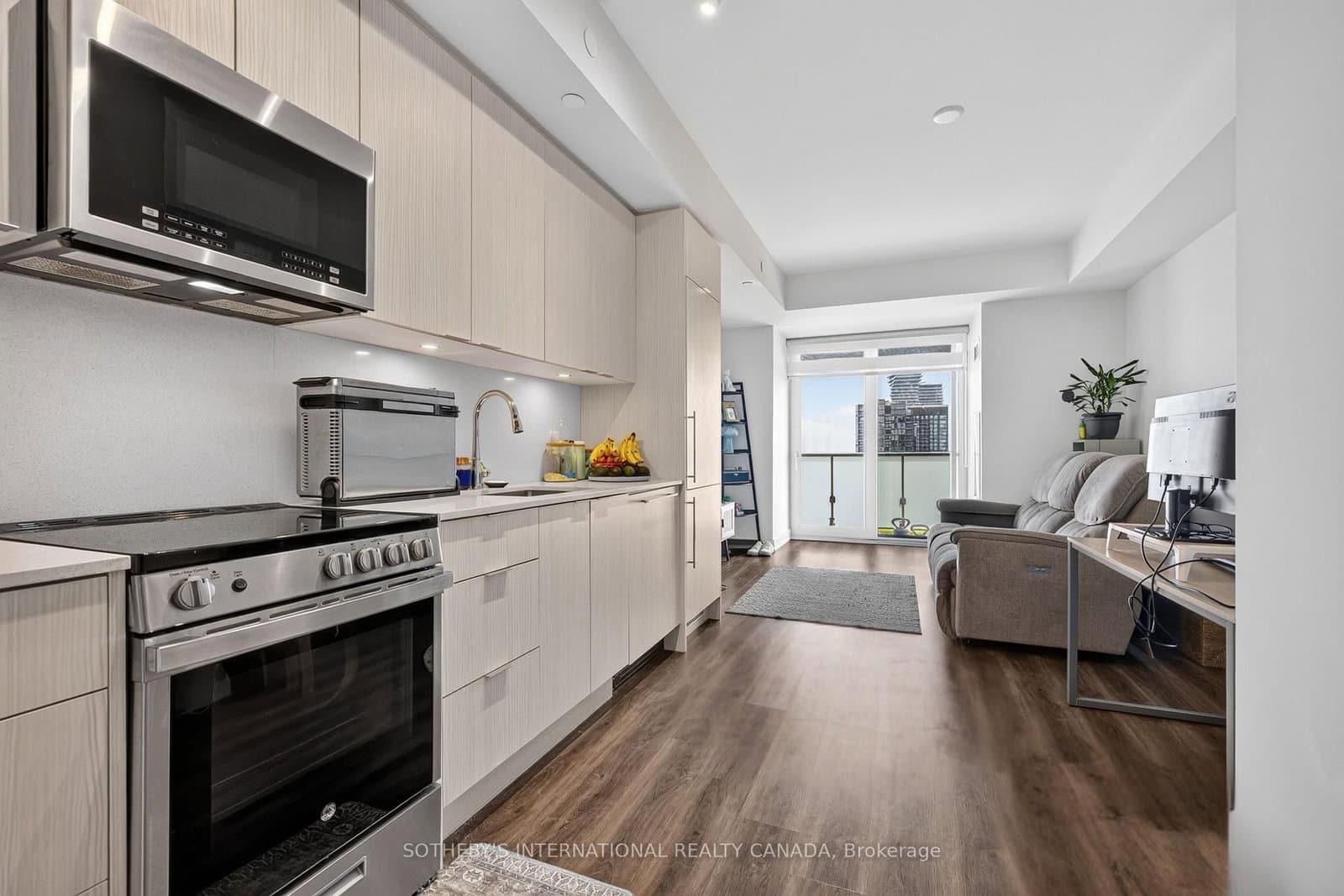 430 Square One Drive, Unit 3905 thumbnail 7