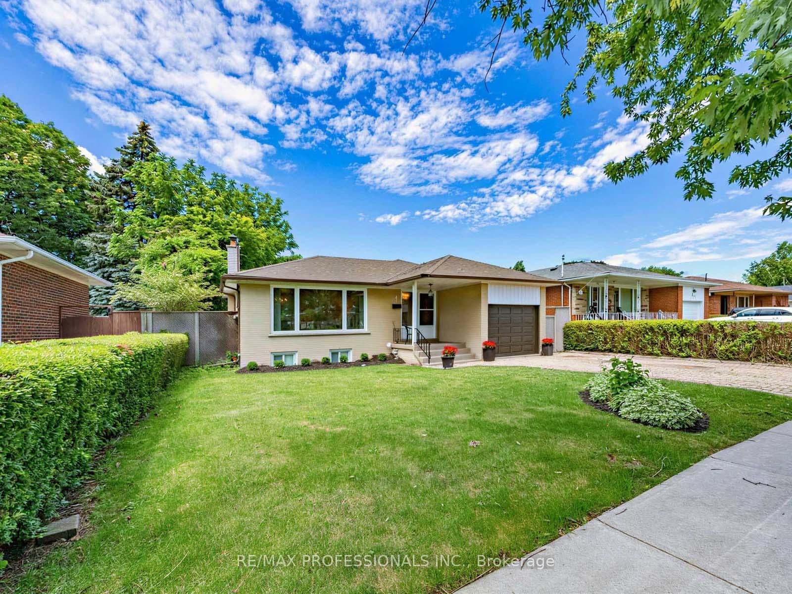 793 Netherton Crescent - Image 1