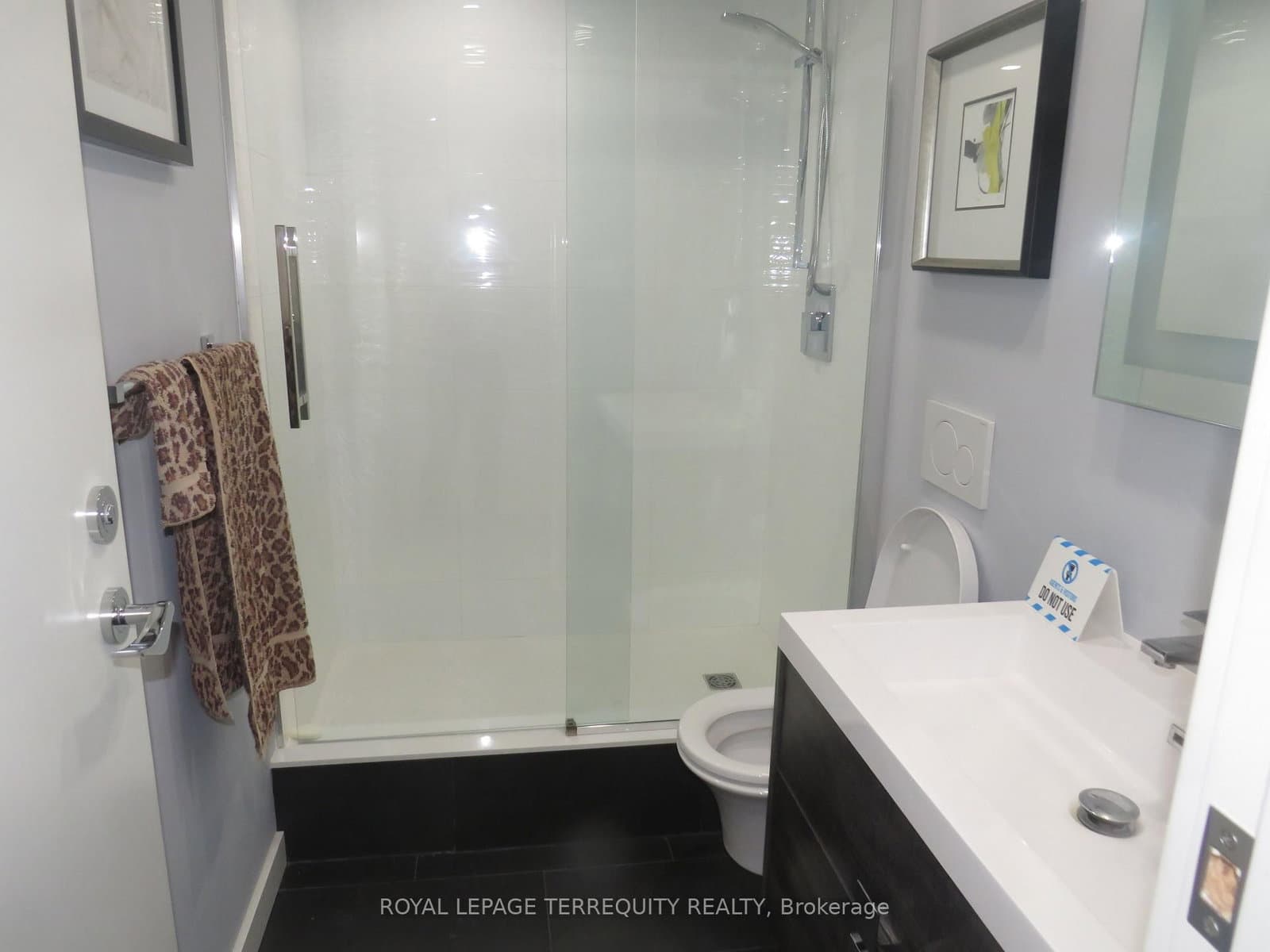 2045 Lake Shore Boulevard W, Unit 3305 thumbnail 13