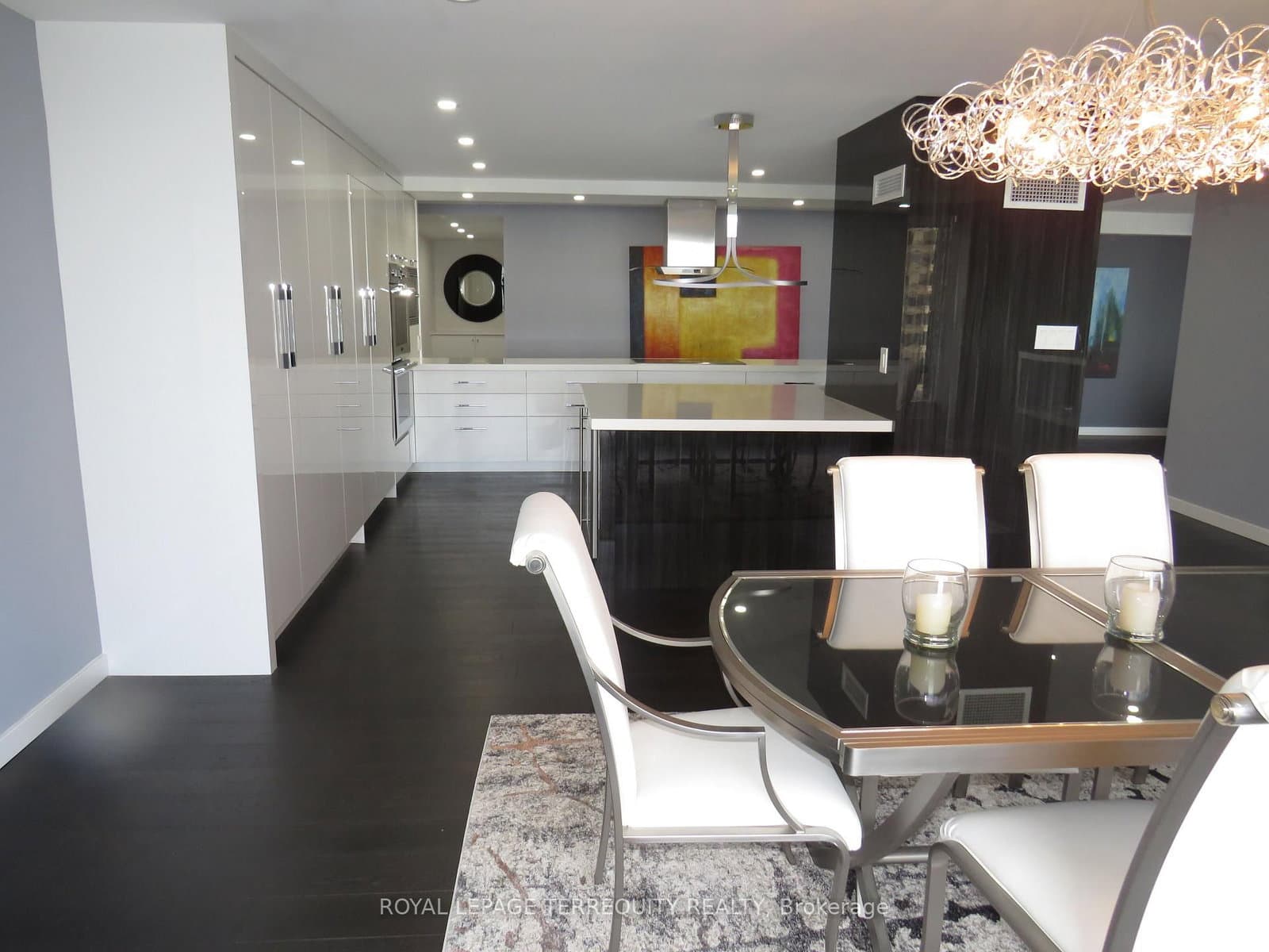 2045 Lake Shore Boulevard W, Unit 3305 thumbnail 6