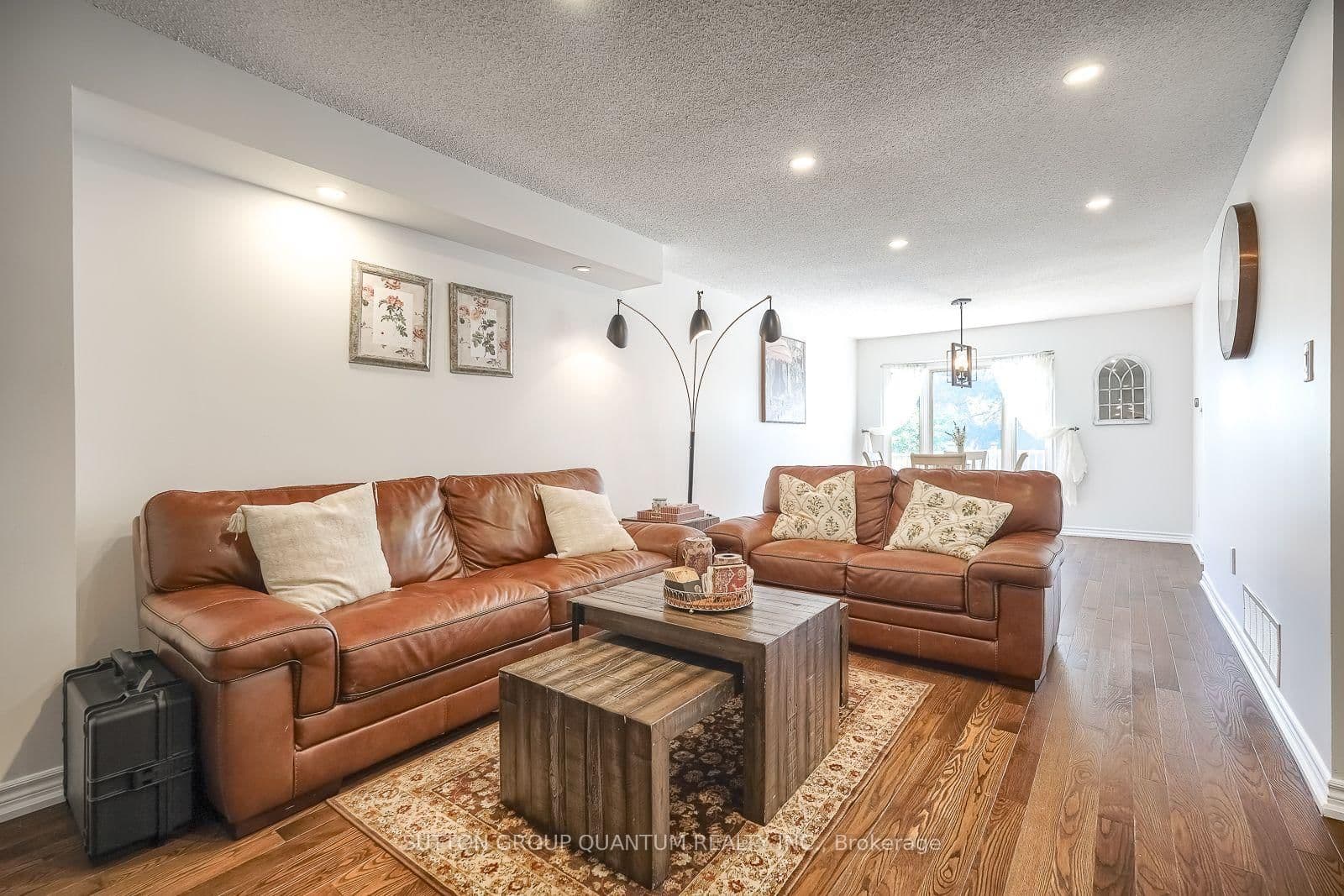 1279 Hedgestone Crescent S thumbnail 13