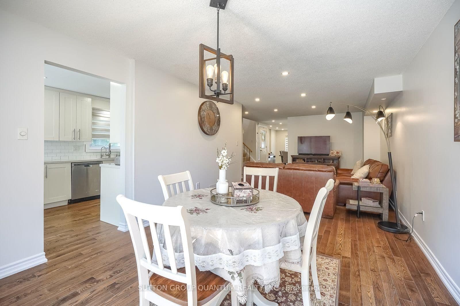 1279 Hedgestone Crescent S thumbnail 20