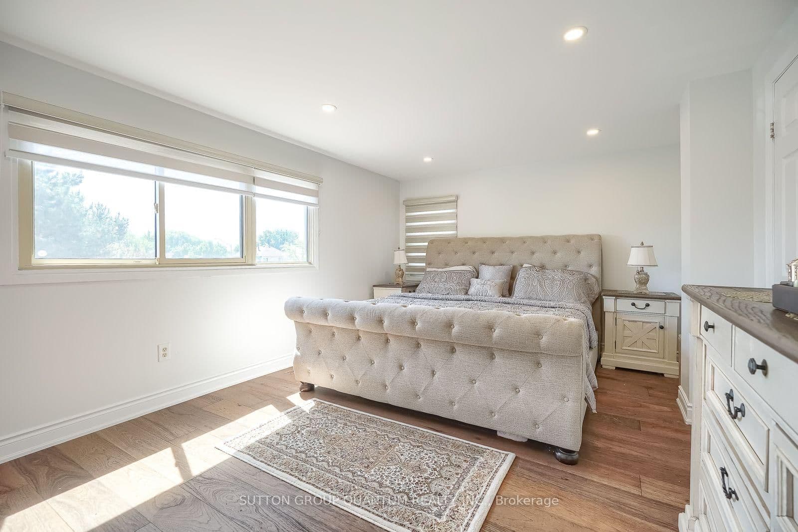 1279 Hedgestone Crescent S thumbnail 30