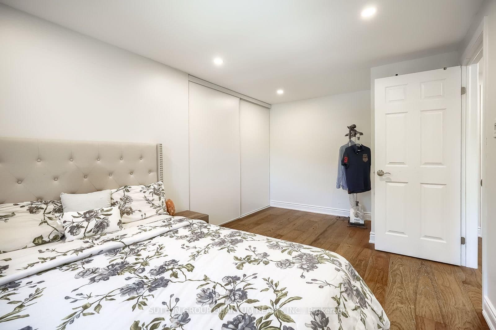 1279 Hedgestone Crescent S thumbnail 38