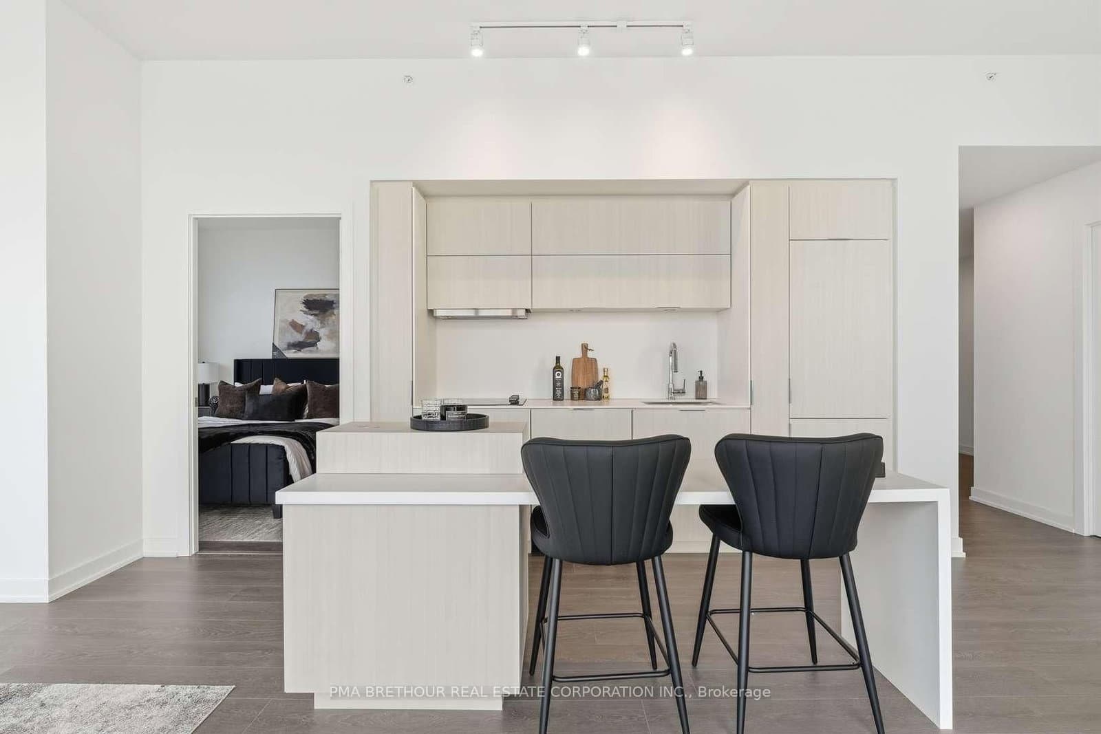 370 Martha Street, Unit 2604 thumbnail 5