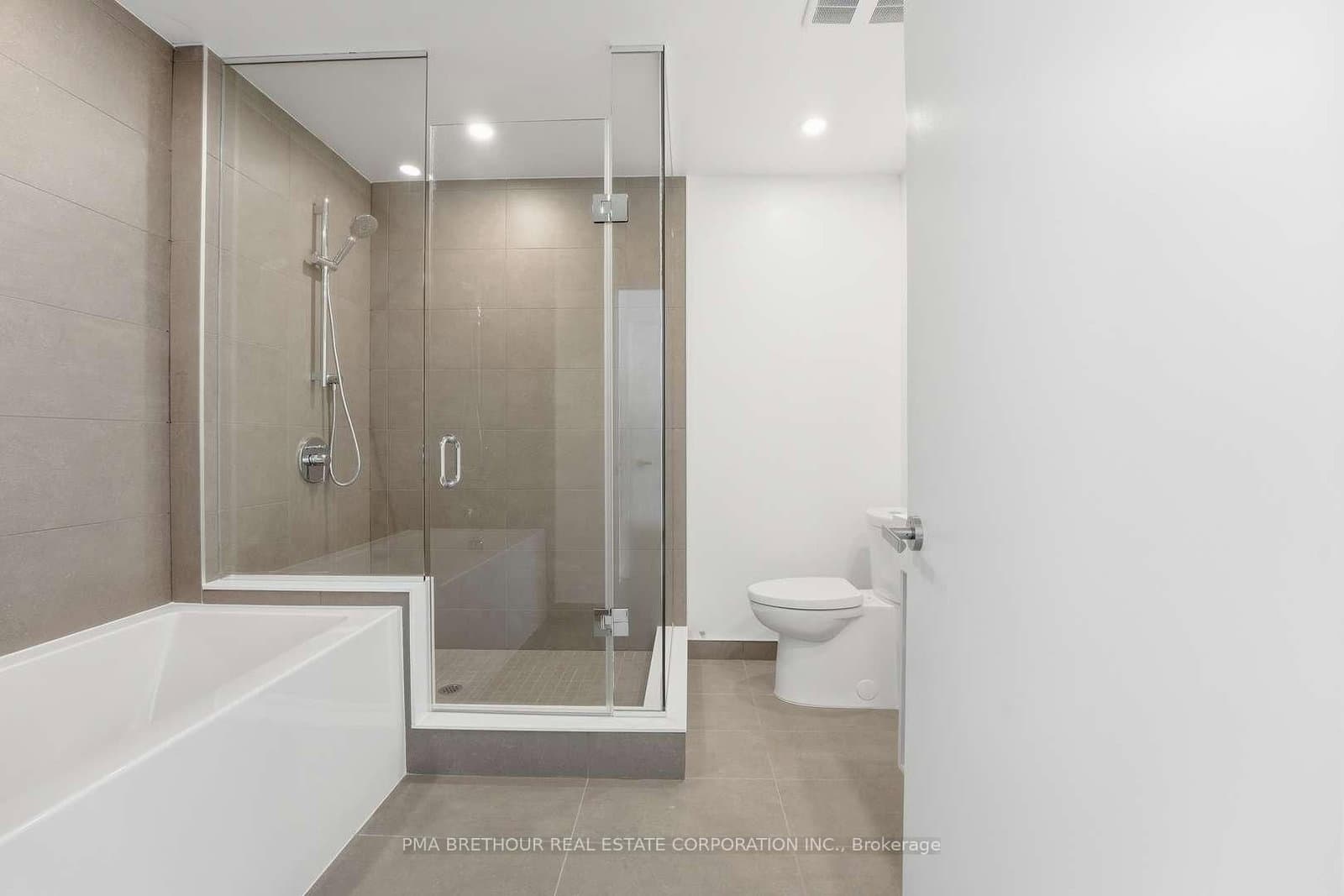 370 Martha Street, Unit 2105 thumbnail 17