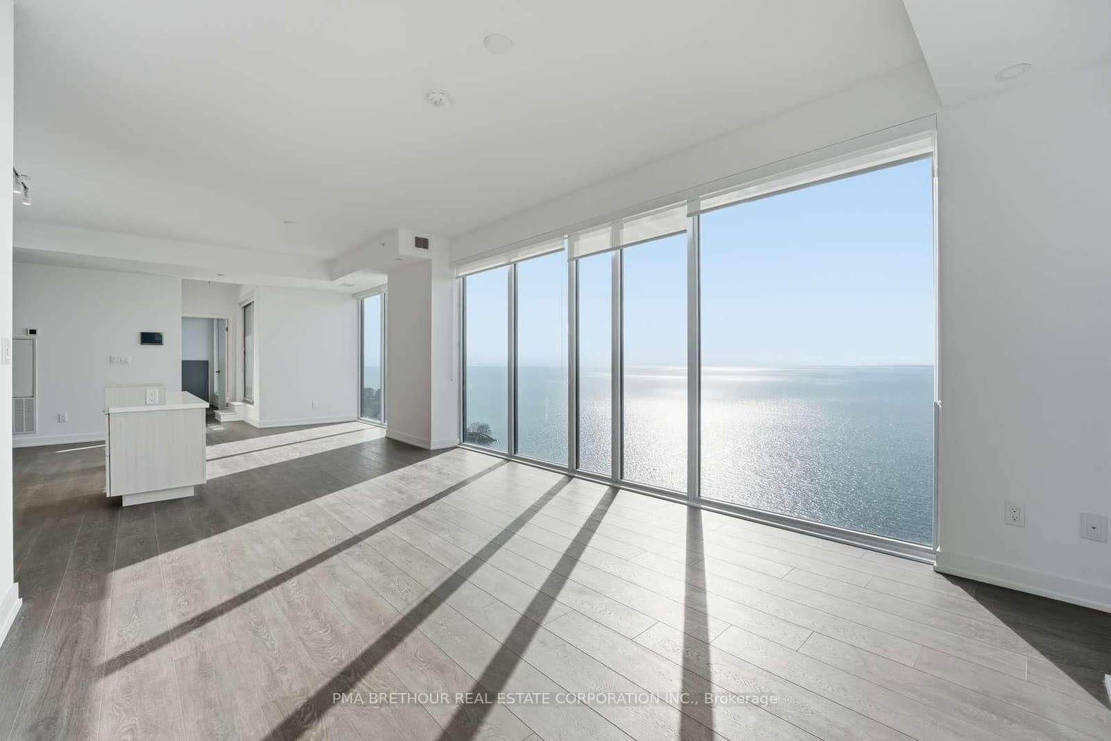 370 Martha Street, Unit 2105 thumbnail 6
