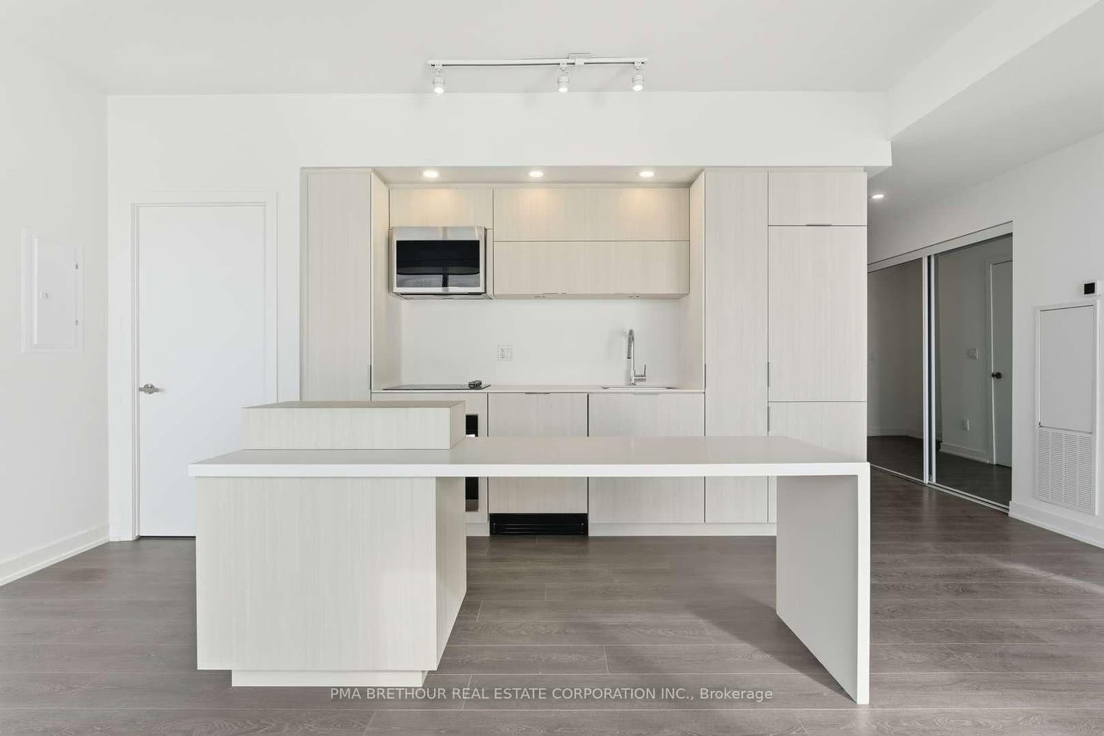 370 Martha Street, Unit 2105 thumbnail 9