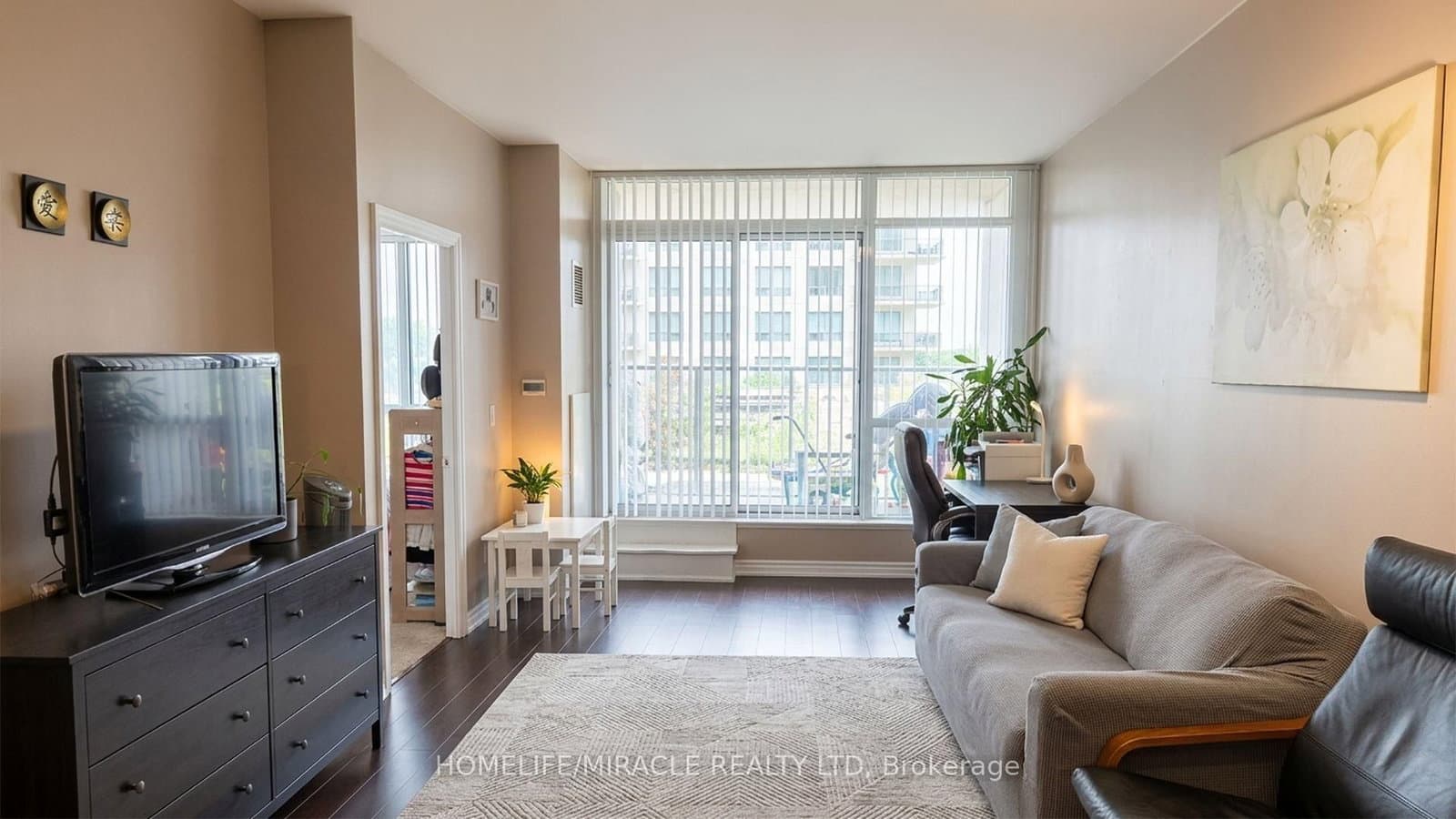 1940 Ironstone Drive, Unit 425 thumbnail 2