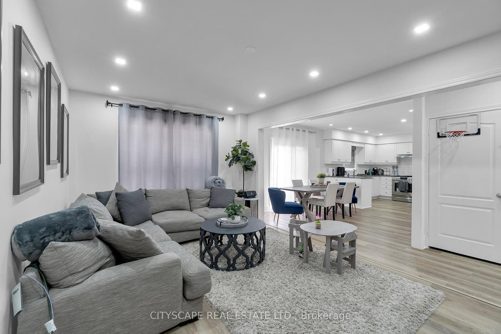 6421 Donway Drive thumbnail 15