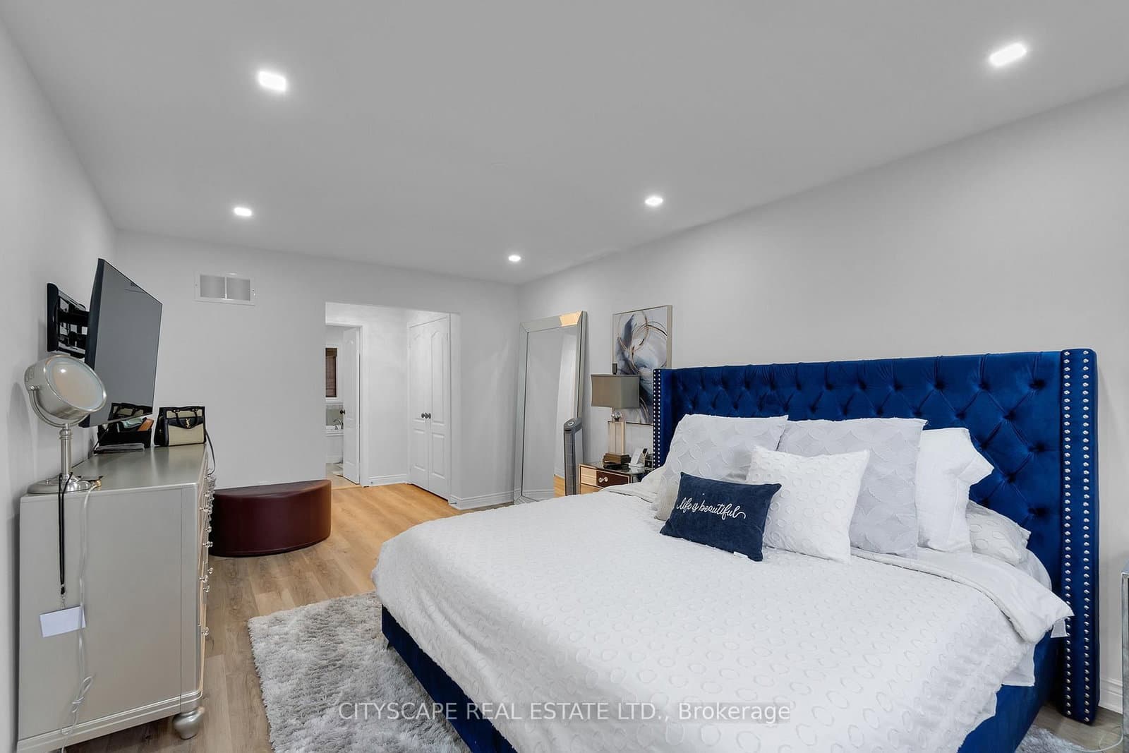 6421 Donway Drive thumbnail 24