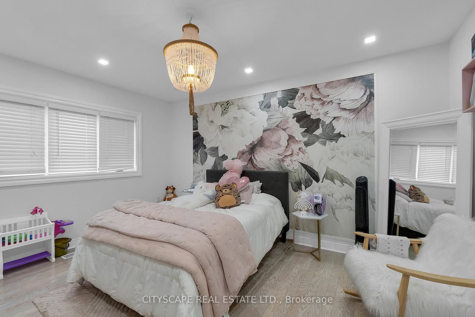6421 Donway Drive thumbnail 27