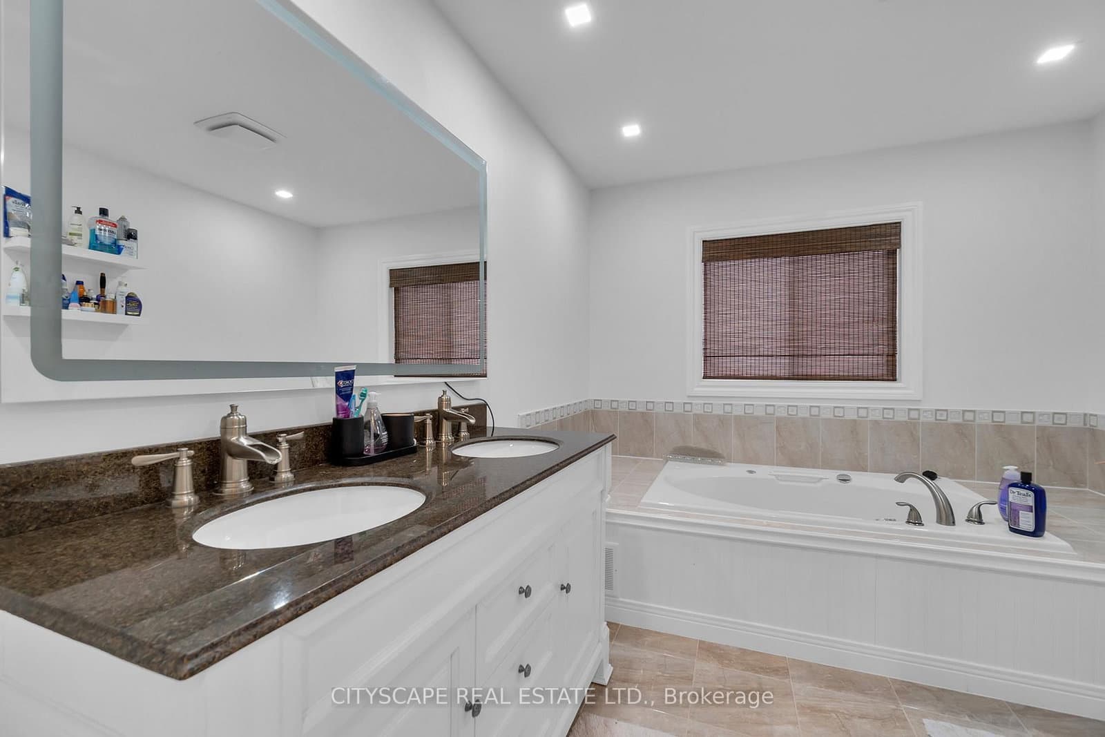 6421 Donway Drive thumbnail 33