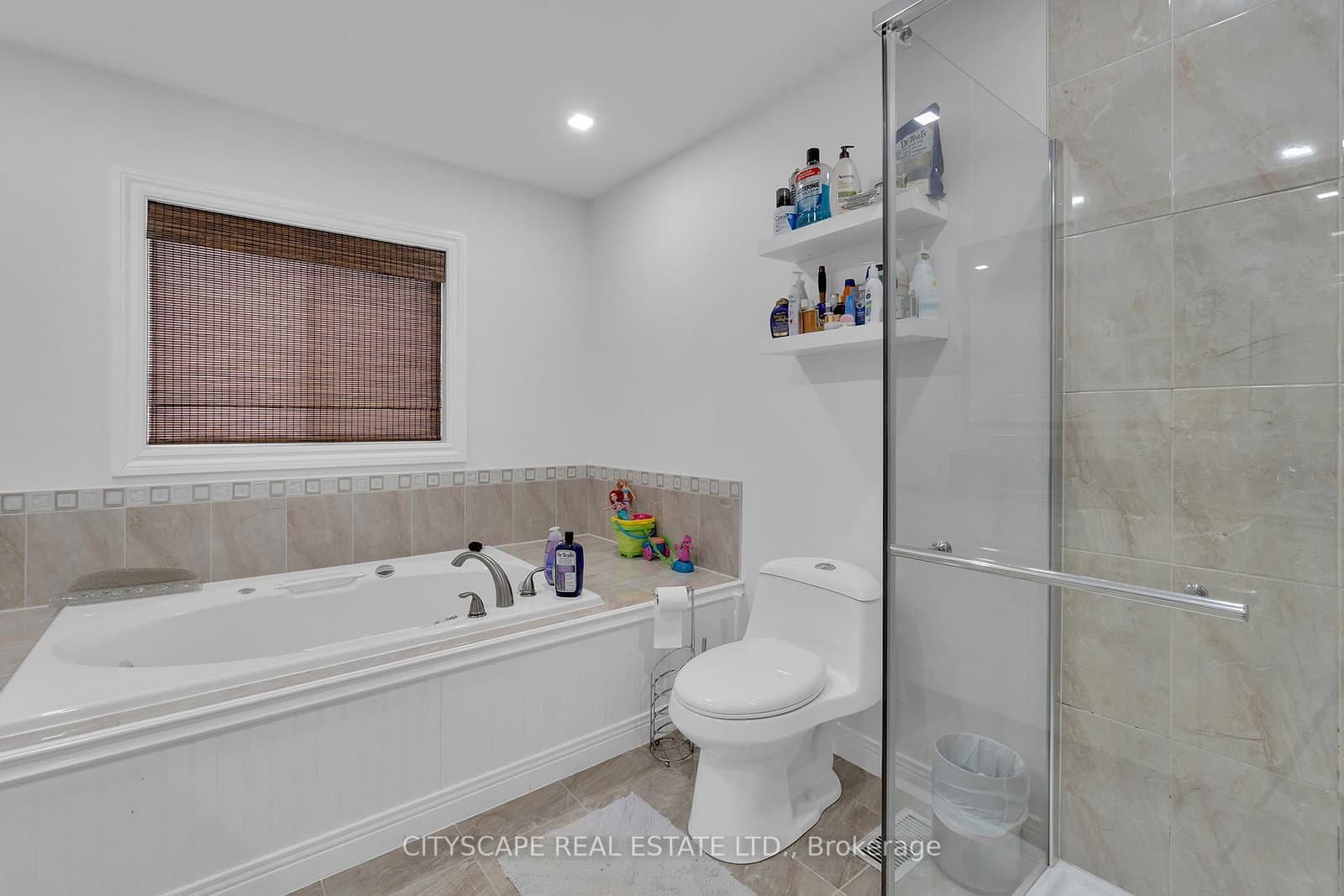 6421 Donway Drive thumbnail 34