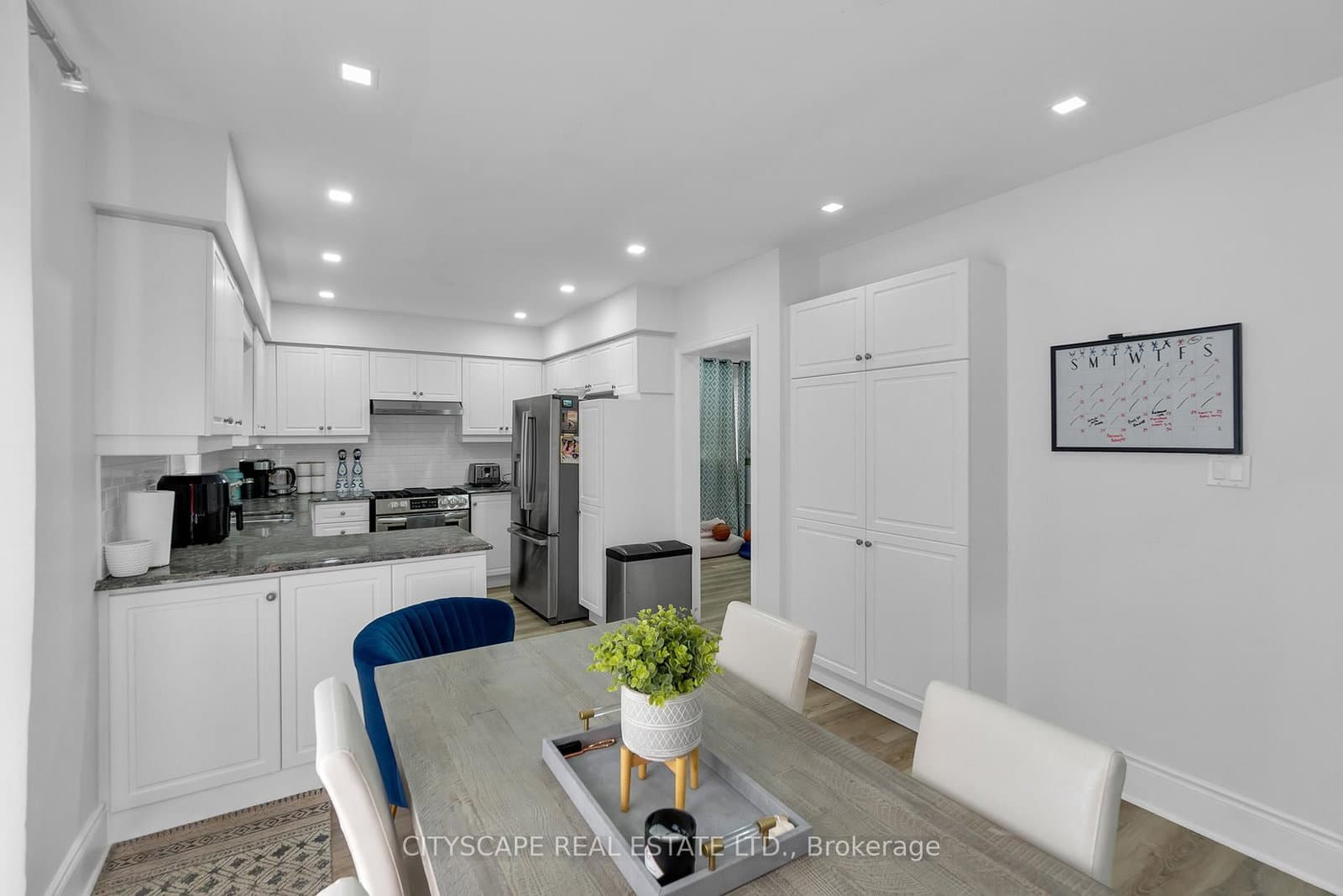 6421 Donway Drive thumbnail 9