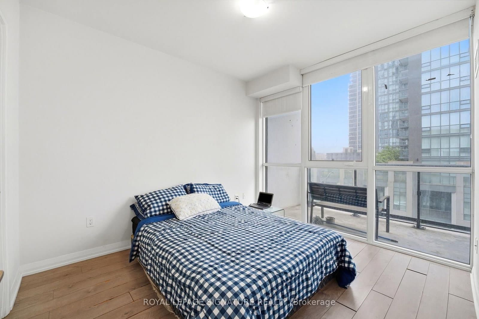 65 Watergarden Drive, Unit 212 thumbnail 16
