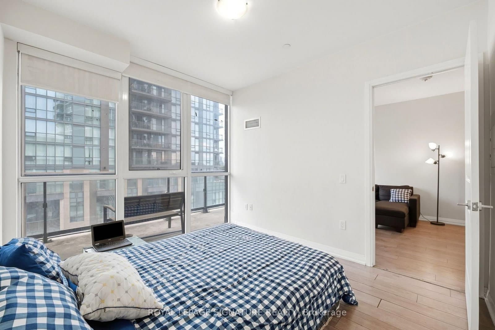 65 Watergarden Drive, Unit 212 thumbnail 17