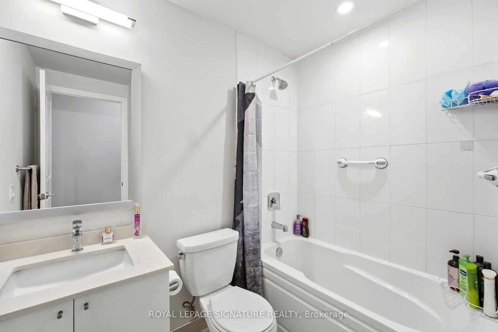 65 Watergarden Drive, Unit 212 thumbnail 20