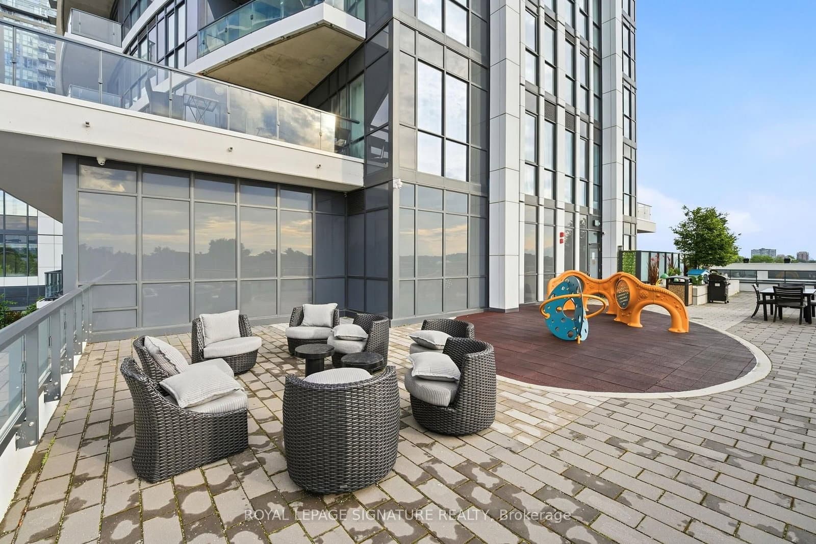65 Watergarden Drive, Unit 212 thumbnail 25