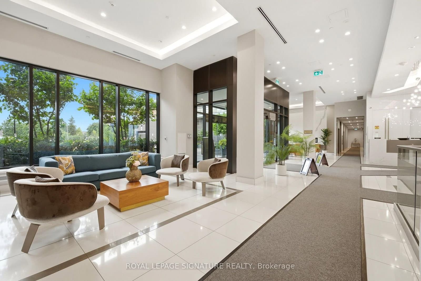 65 Watergarden Drive, Unit 212 thumbnail 3
