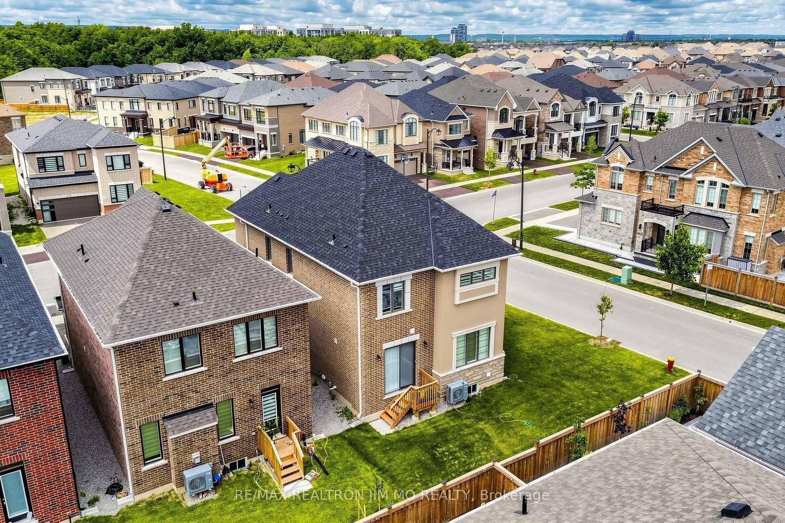 476 Kennedy Circle W thumbnail 44