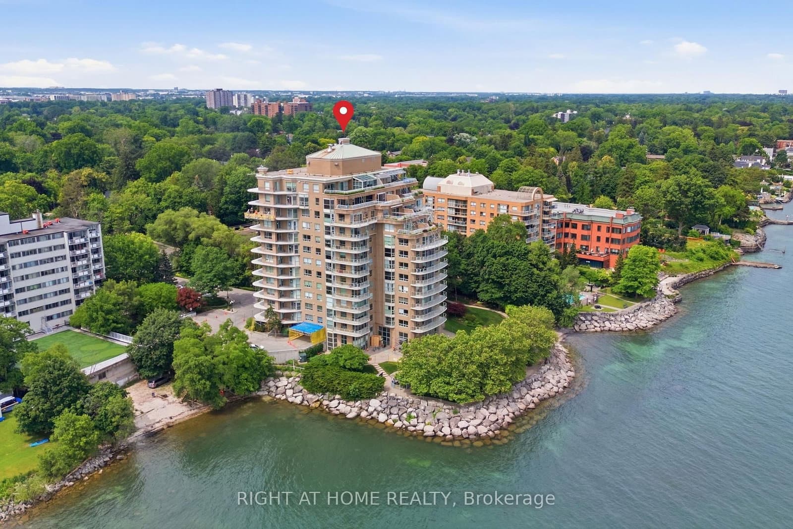 #802 - 2190 Lakeshore Road