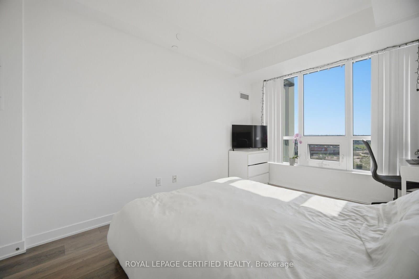 4633 Glen Erin Drive, Unit 710 thumbnail 23