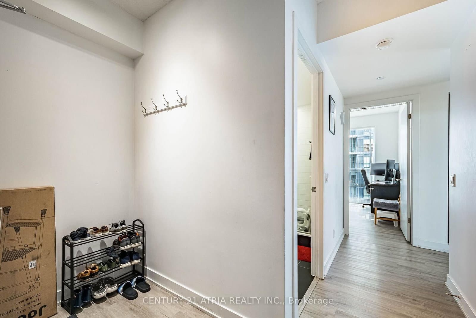 2212 Lake Shore Boulevard W, Unit 2808 thumbnail 10