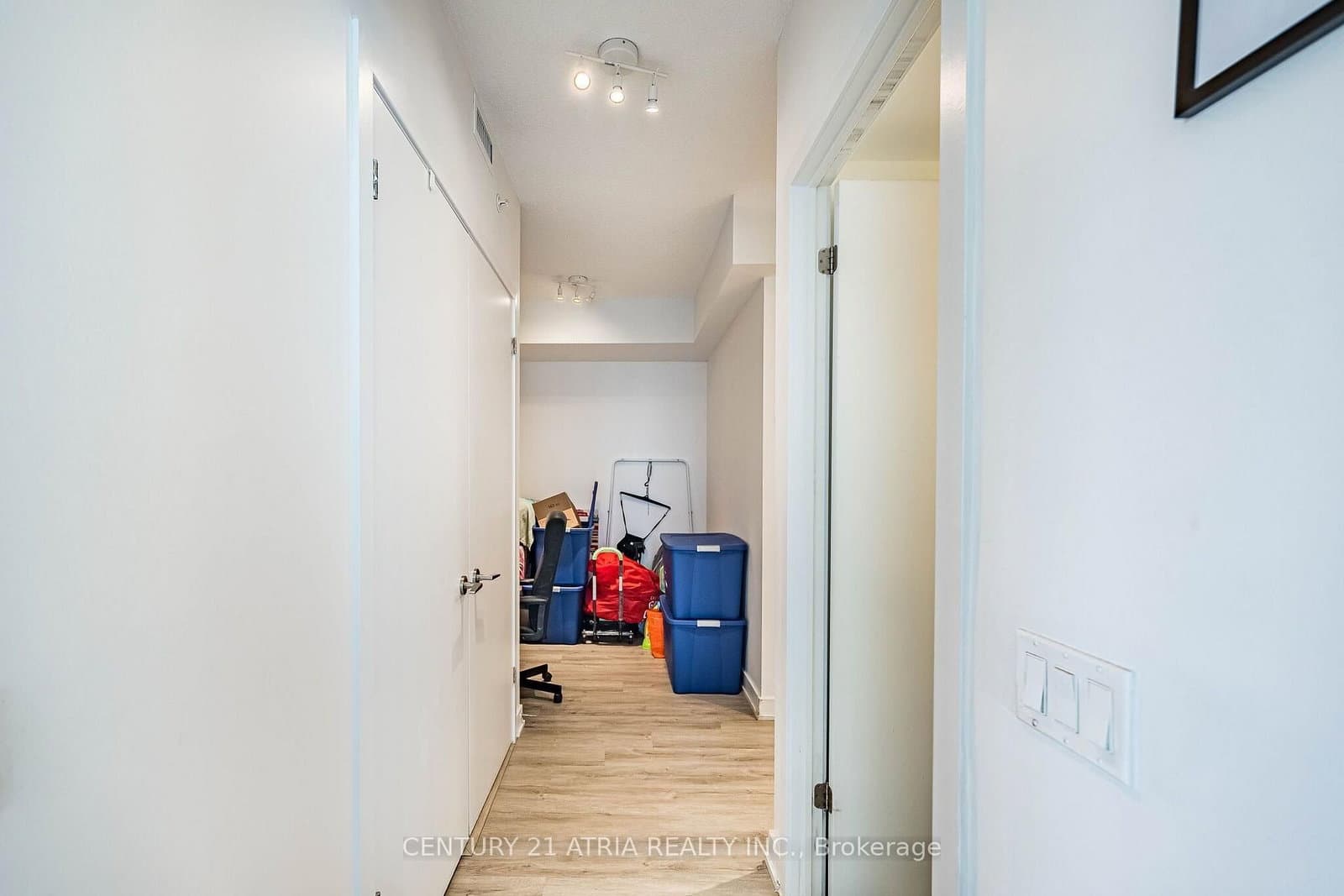 2212 Lake Shore Boulevard W, Unit 2808 thumbnail 12
