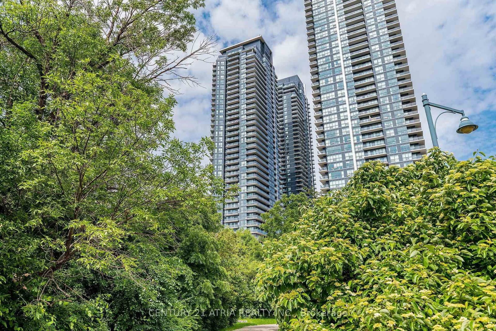 2212 Lake Shore Boulevard W, Unit 2808 thumbnail 2