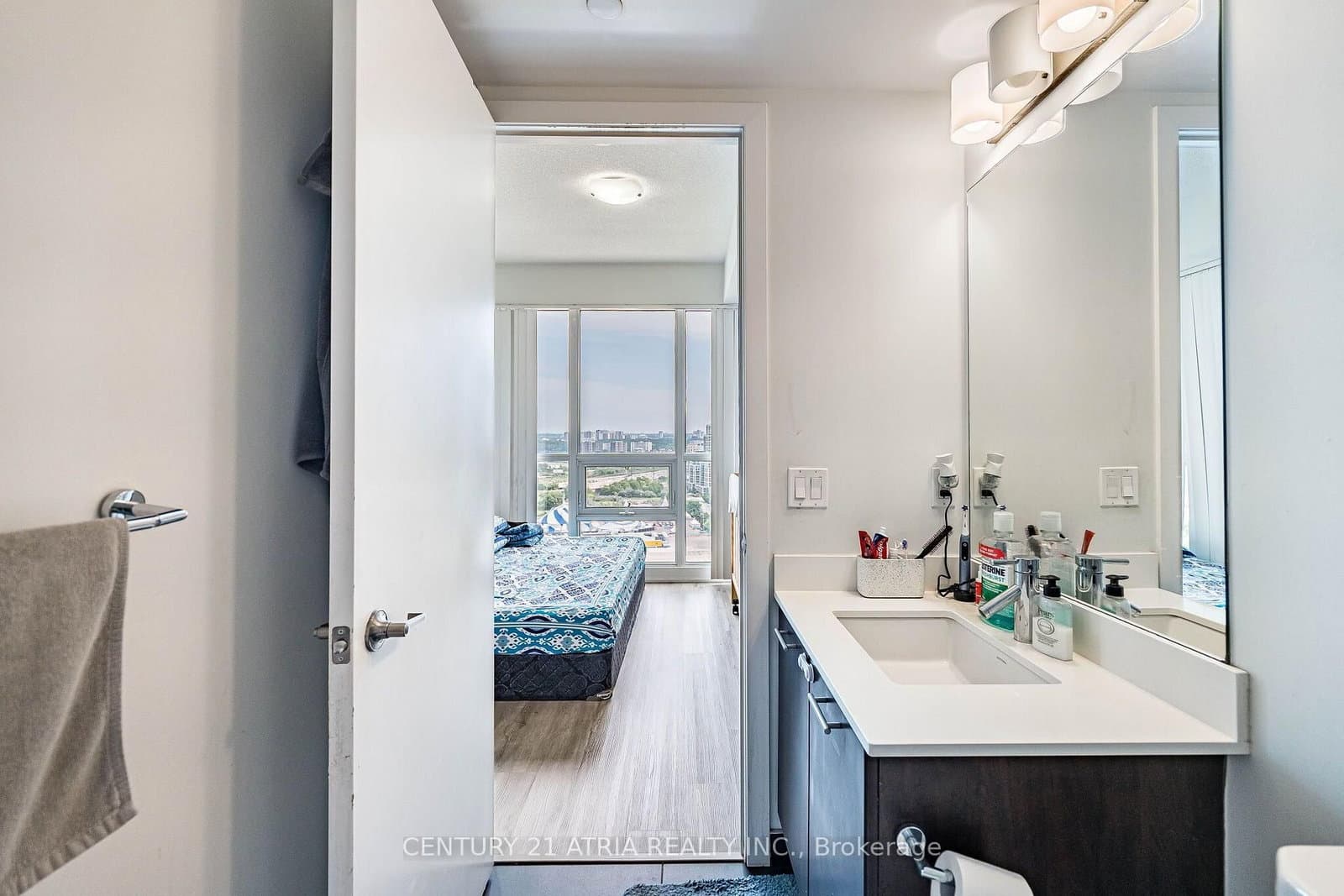 2212 Lake Shore Boulevard W, Unit 2808 thumbnail 32