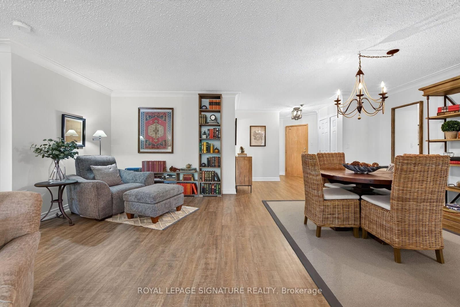 1237 North Shore Boulevard E, Unit 405 thumbnail 13
