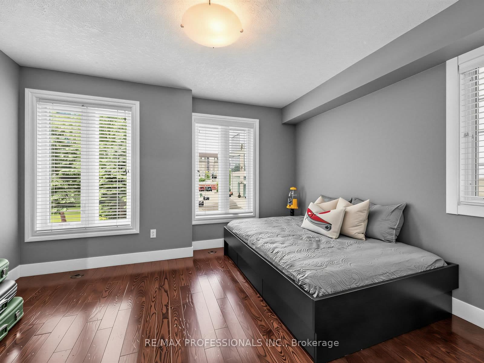 220 Manitoba Street, Unit 32 thumbnail 19