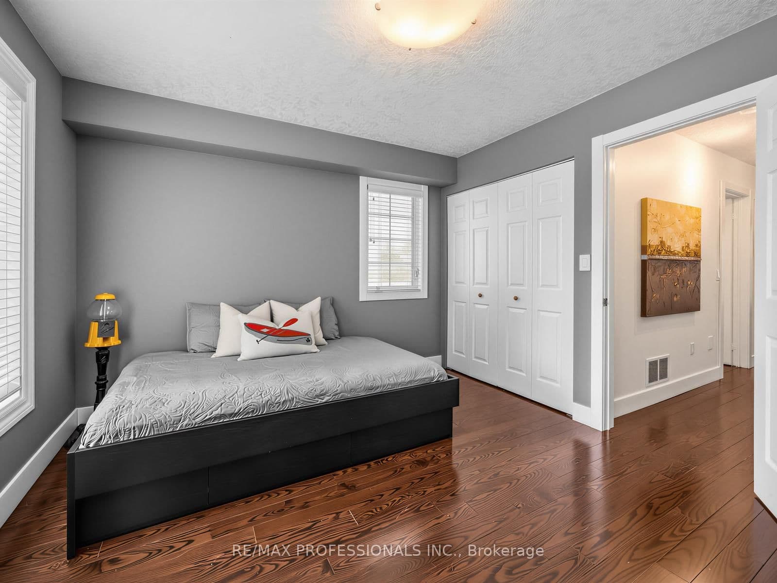 220 Manitoba Street, Unit 32 thumbnail 20