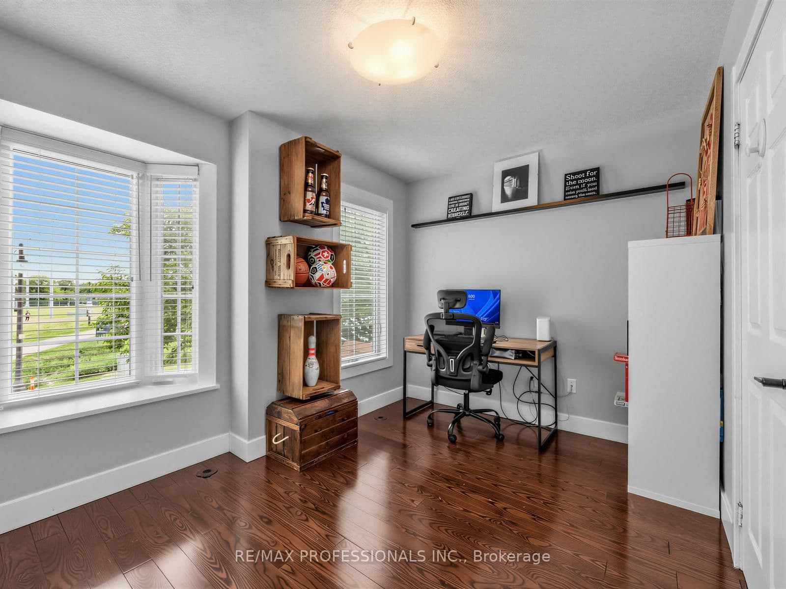 220 Manitoba Street, Unit 32 thumbnail 23
