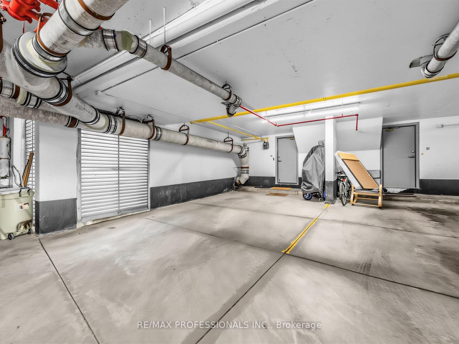 220 Manitoba Street, Unit 32 thumbnail 43