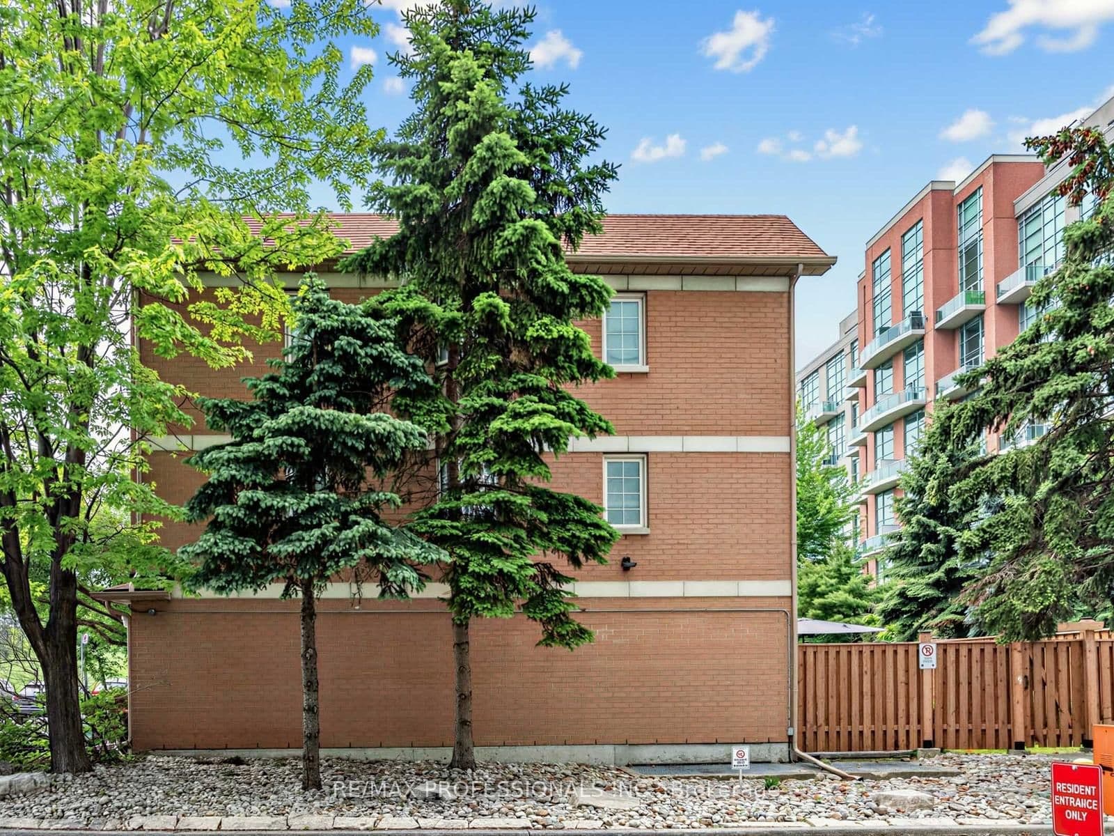 220 Manitoba Street, Unit 32 thumbnail 44