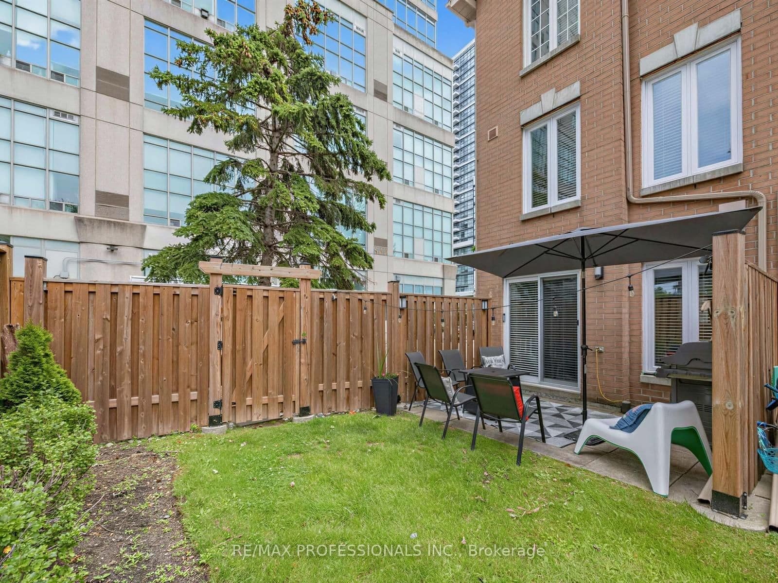220 Manitoba Street, Unit 32 thumbnail 47