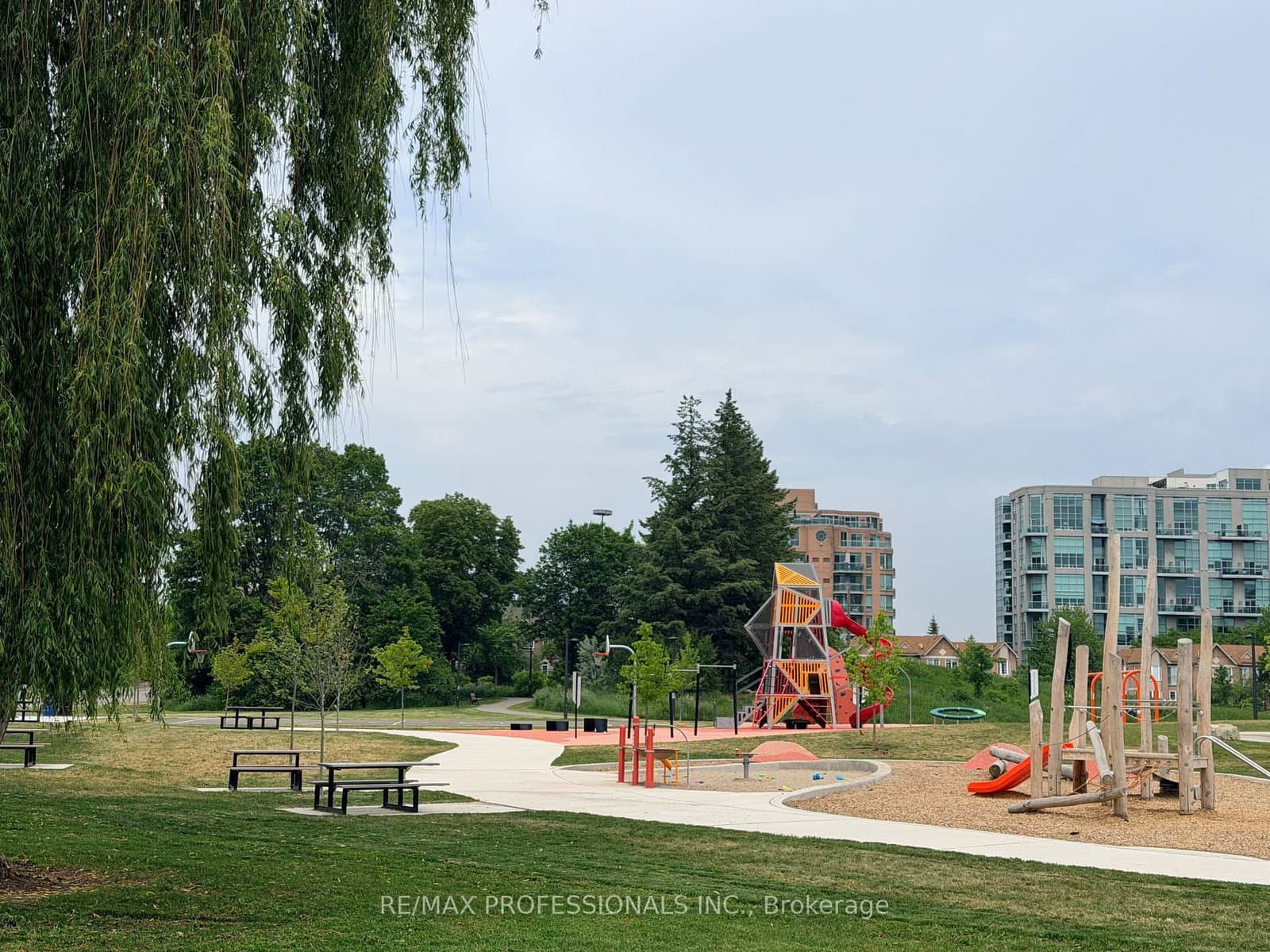220 Manitoba Street, Unit 32 thumbnail 49