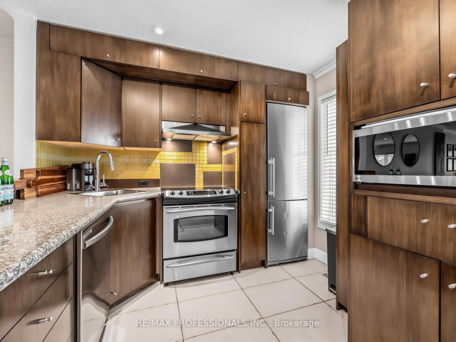 220 Manitoba Street, Unit 32 thumbnail 6