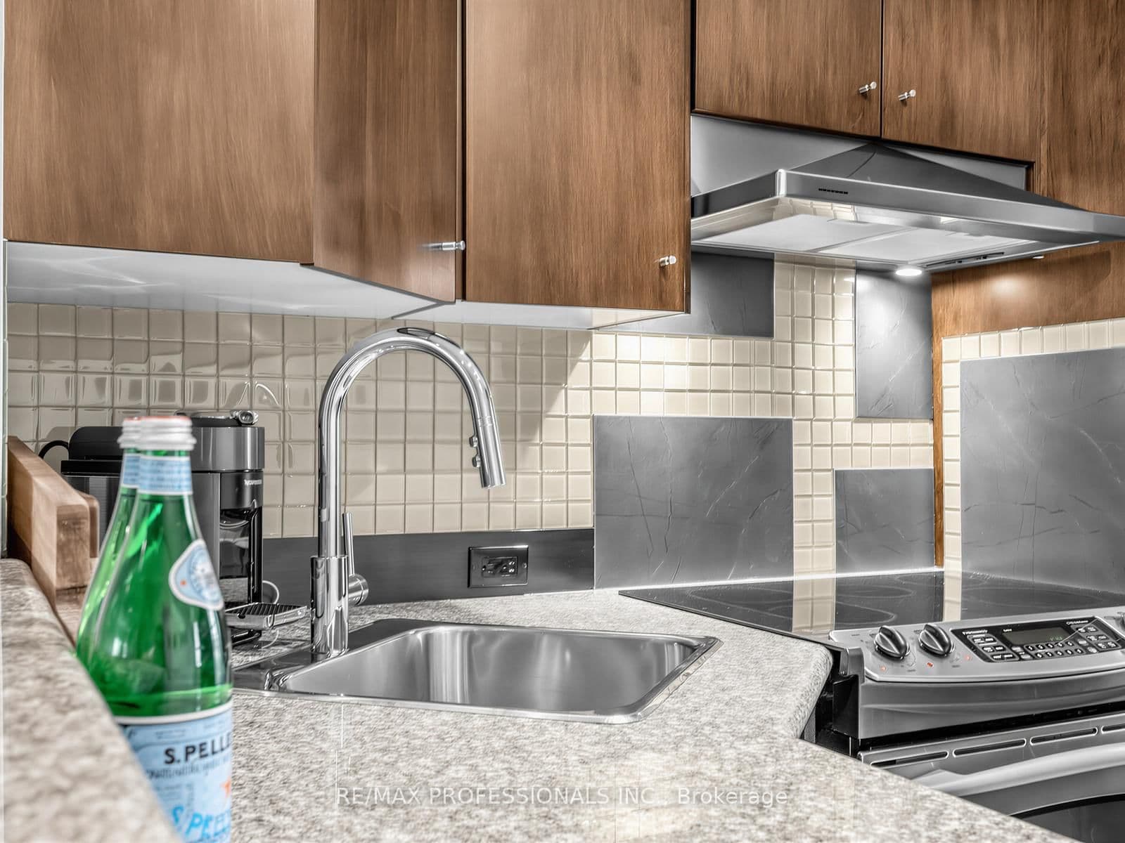 220 Manitoba Street, Unit 32 thumbnail 9