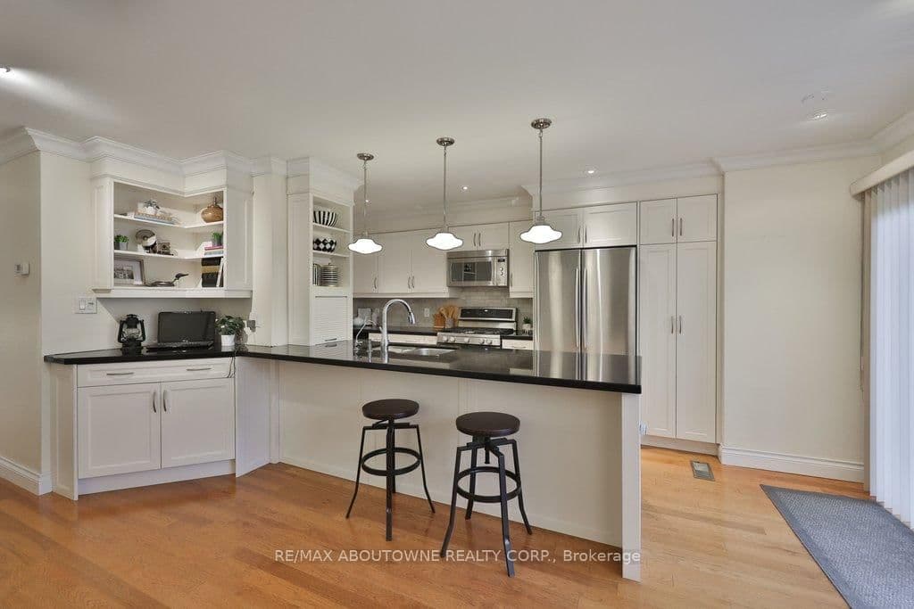 86 Forsythe Street thumbnail 14